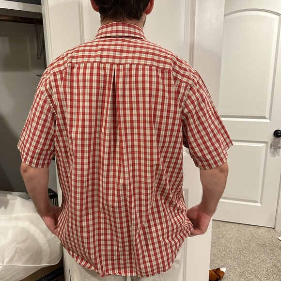 Men’s Dockers XL Red Plaid Short Sleeve Button Up Shirt - Picture 3 of 5